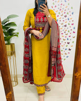 Pure fine Cotton fabric   Kurti with Pant with cotton 100-100 Dupatta*
Size: *M/38, L/40, XL/42, XXL/44,XXXl/46*
*Fabric: *Heavy Cotton*
*Work-Hand Sequence and tasal work*